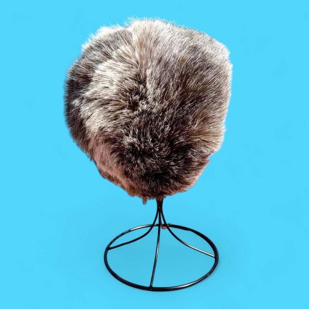 Gorgeous 60s Kamhat grey faux fur Russian hat
